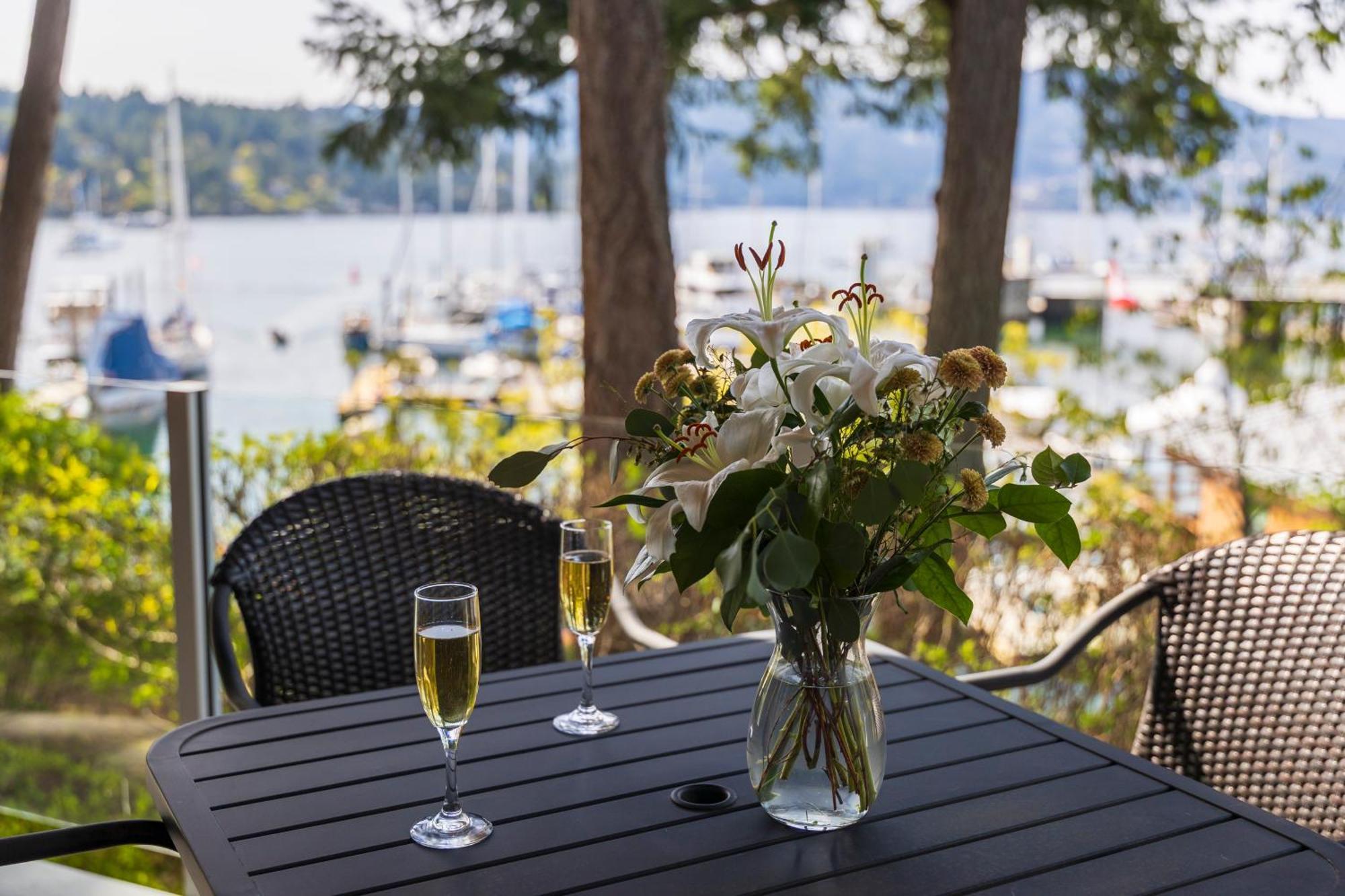 Brentwood Bay Resort & Spa Exterior foto